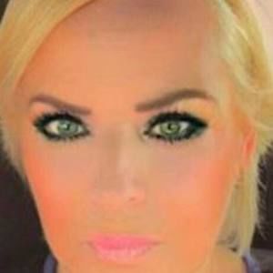 Meet your Posher, Marie